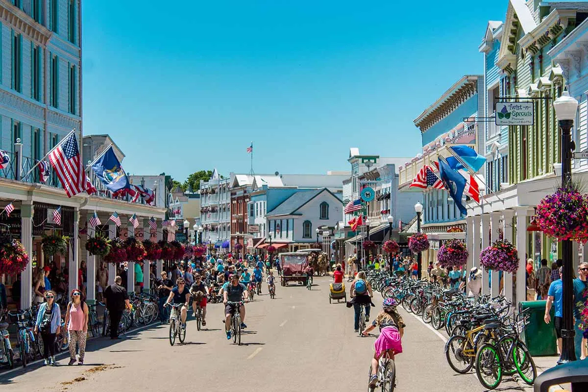 How Mackinac Island Became A Tourism Hot Spot New Book Explores Its