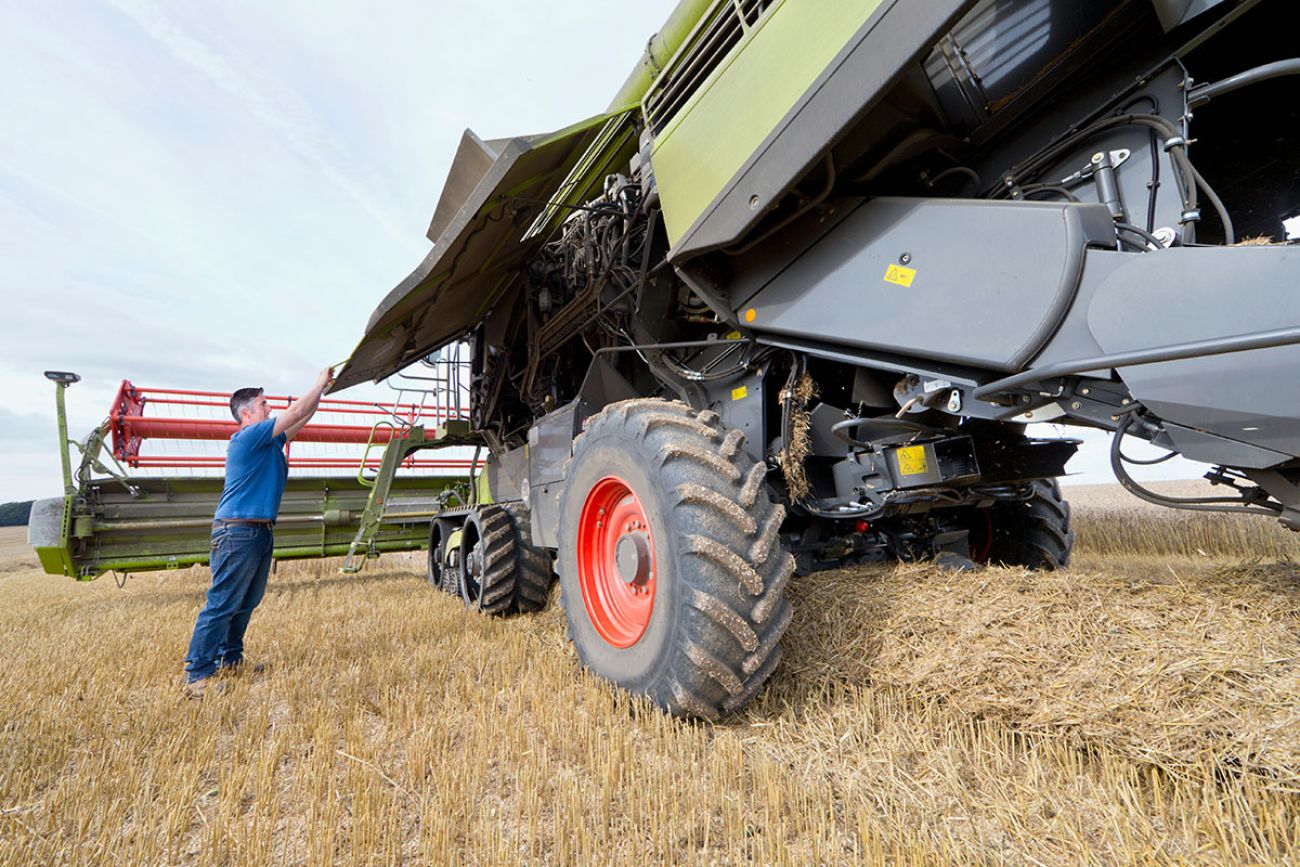 Michigan bills would give farmers 'right to repair' tractors, equipment