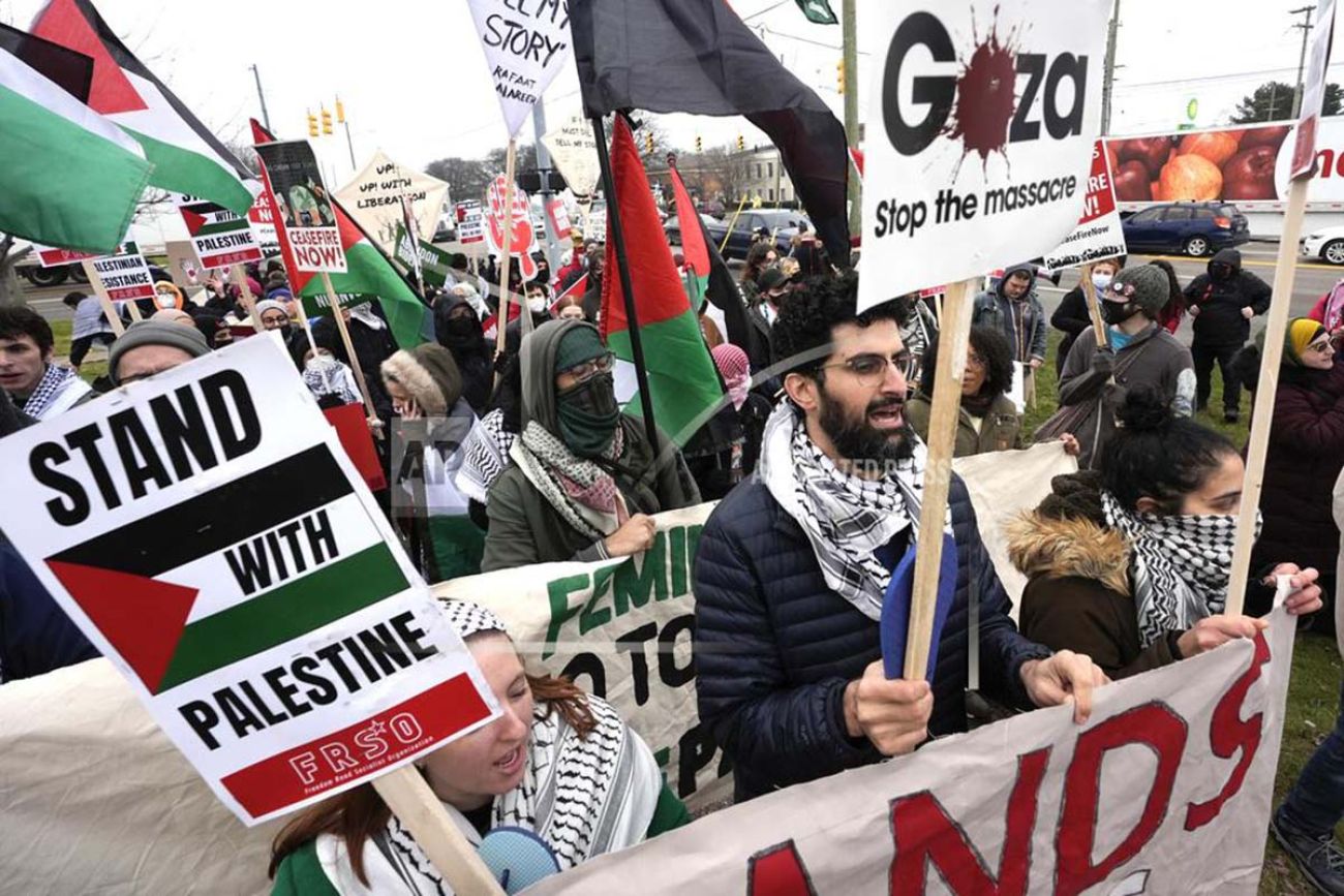 People wearing a pro-Gaza protest