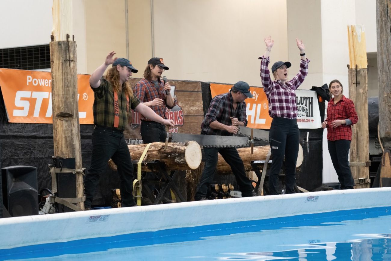 Lumberjacks compete in log-sawing