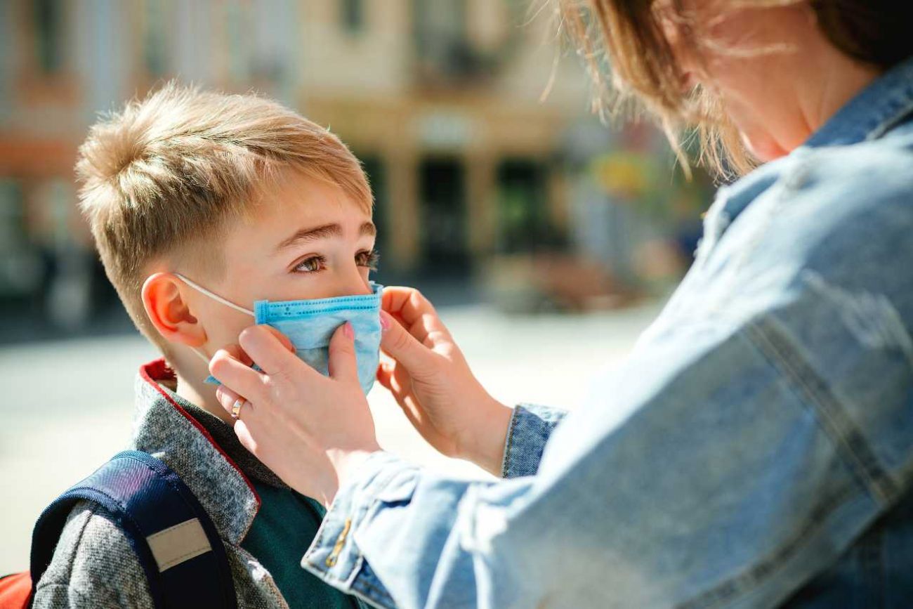 kids with masks
