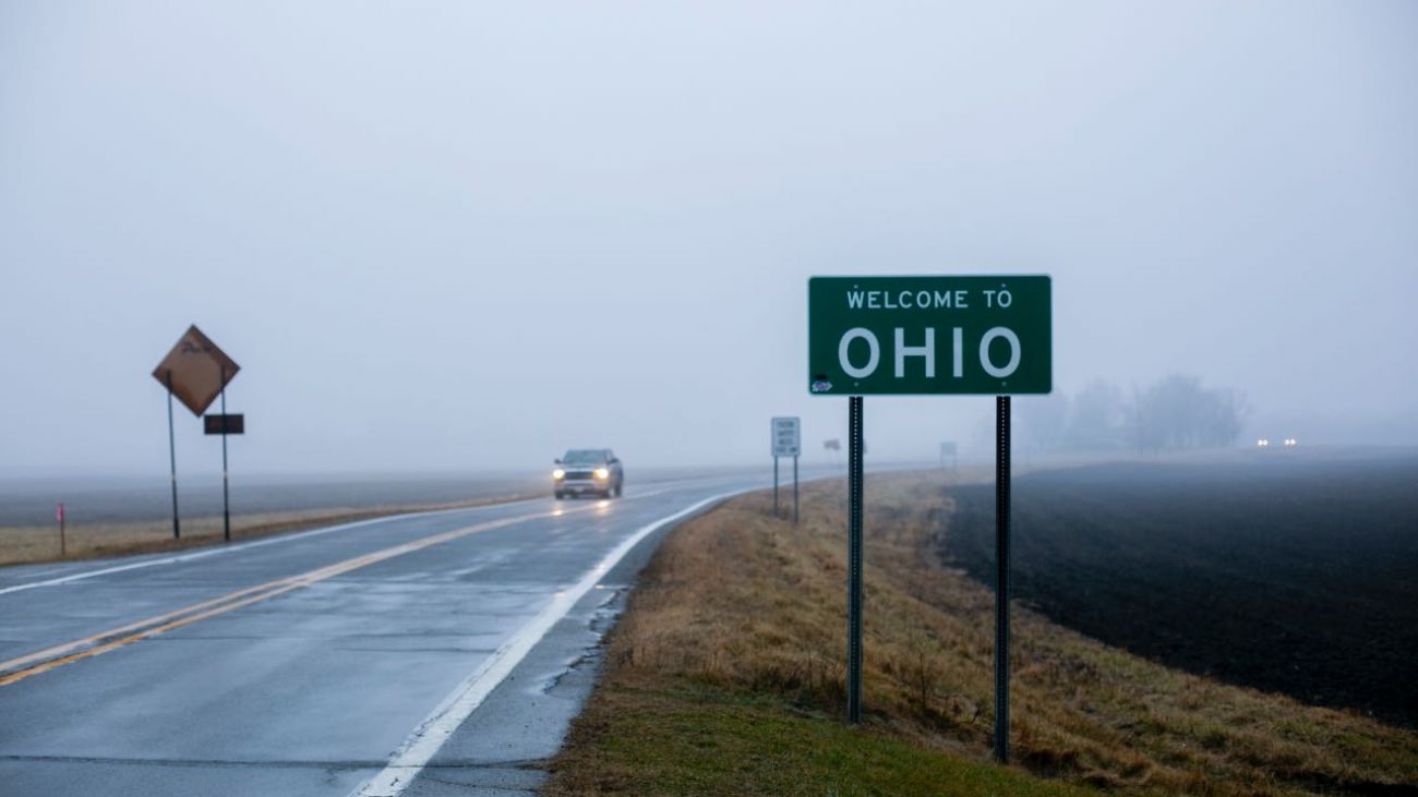 Along Michigan Ohio Border Small Town Morenci Is Transformed By   Ohio Border 