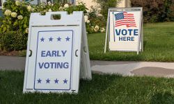 Early voting sign 