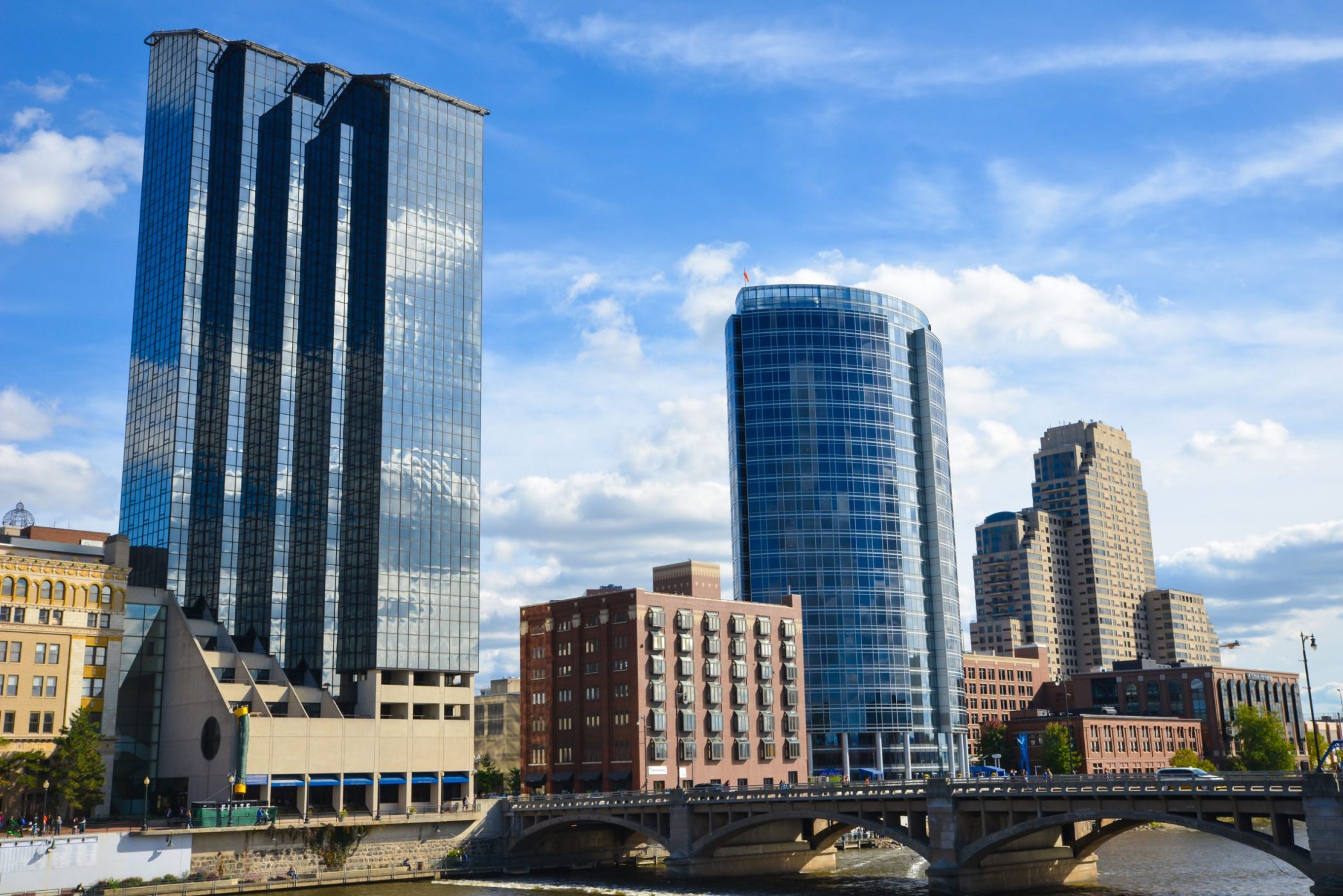 Bridge Michigan expands again, seeks west Michigan editor