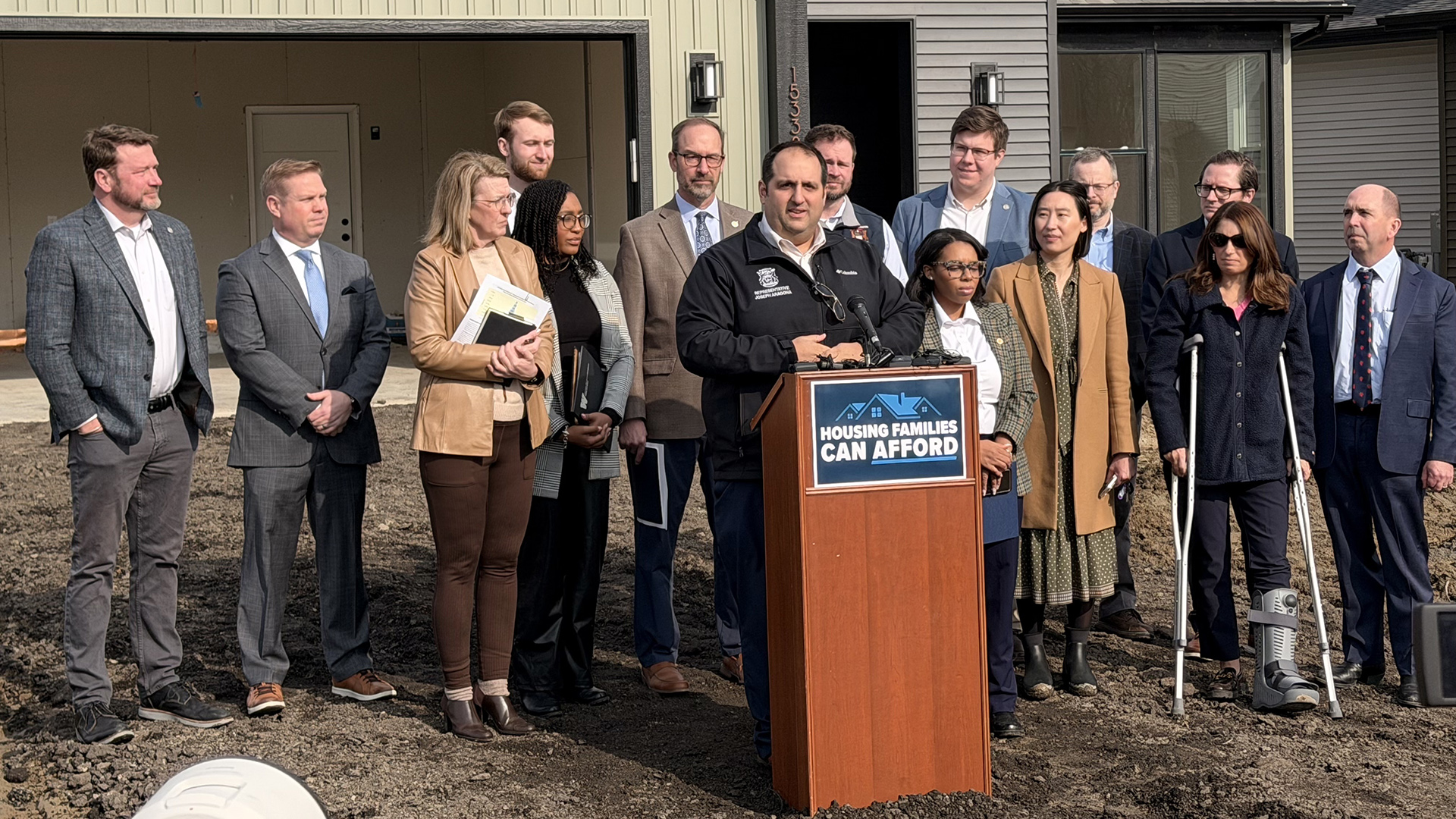 Michigan lawmakers: Fix zoning laws to grow housing