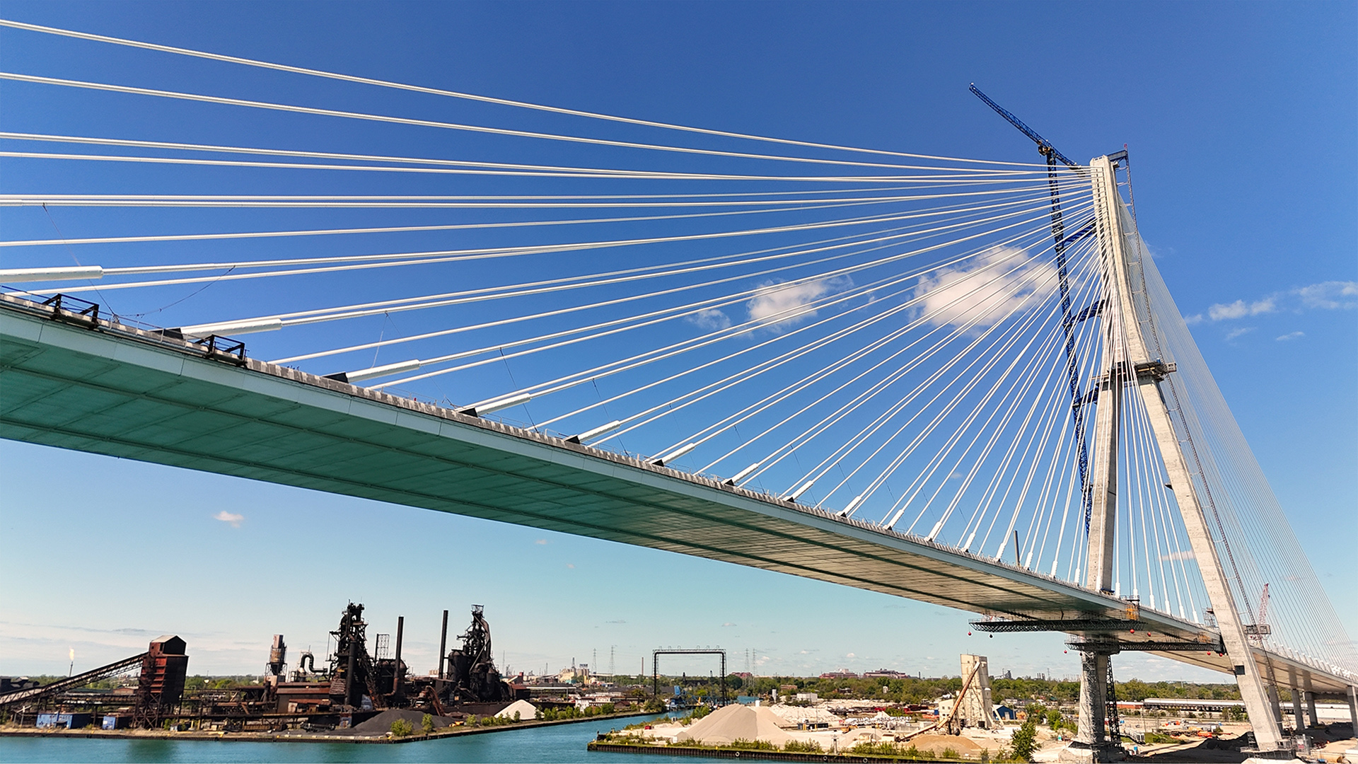 Report: Michigan-Canada bridge delay could cost up to $7M per week