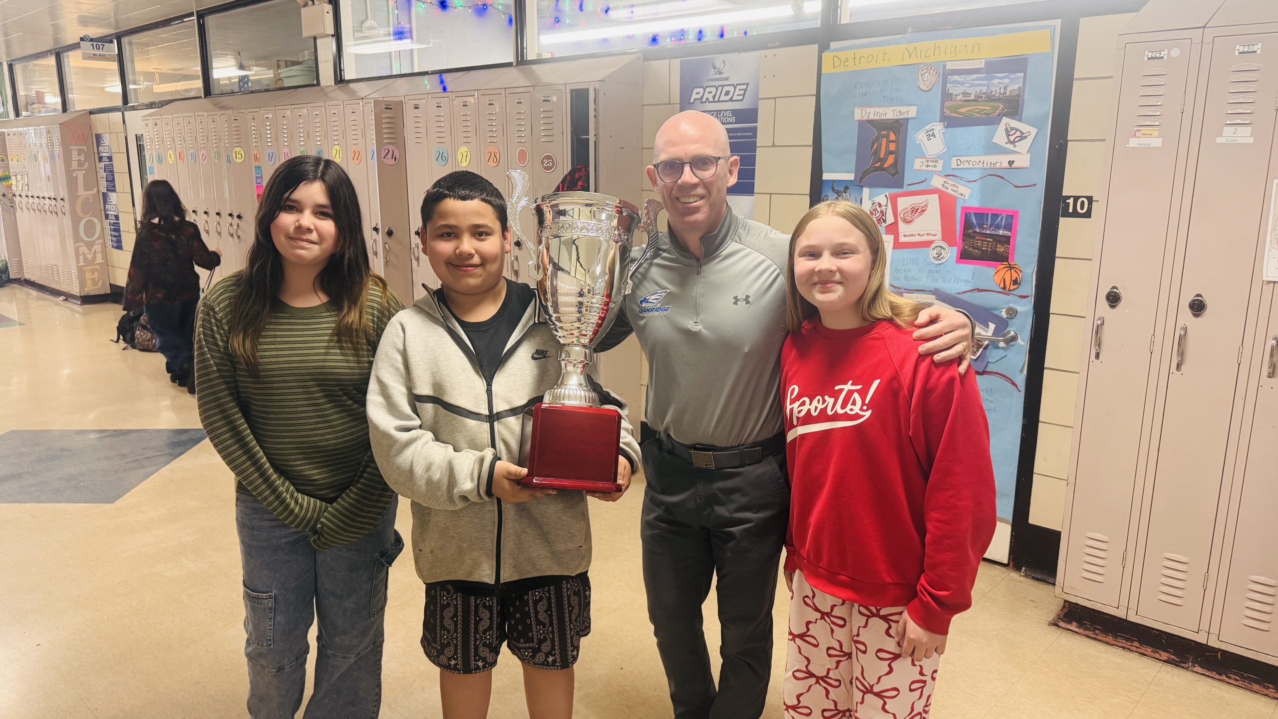 Michigan schools get creative, competitive, to curb high absenteeism